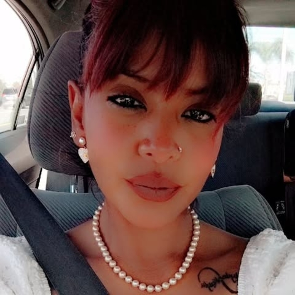 Meet your Posher, Reyna